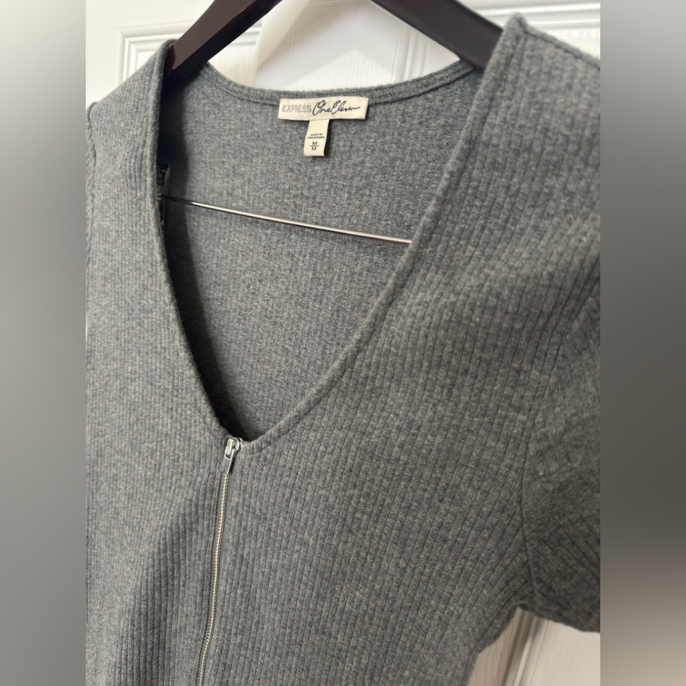 Express 1/4 Zip-up Bodysuit